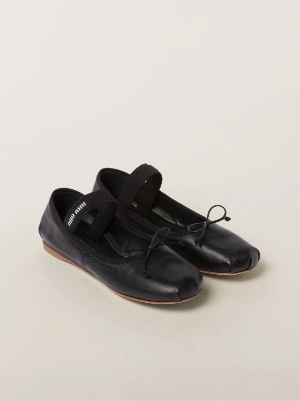 Miu Miu Black Leather Ballet Flats ballerinas with Elastic Strap and Bow